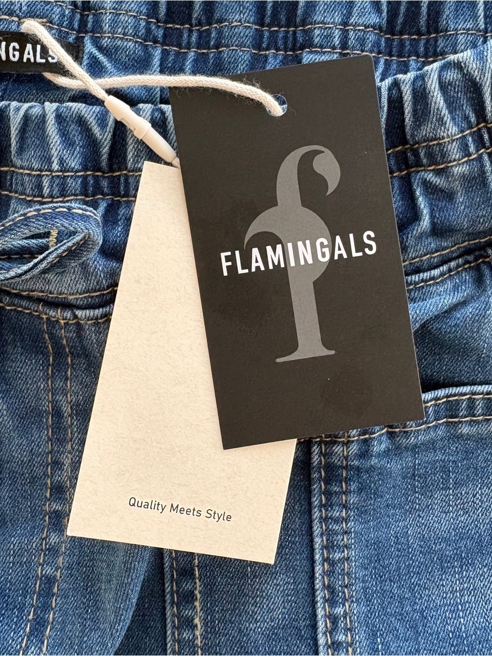 NWT Curved Barrel Leg Horseshoe Denim Cropped Drawstring Jeans M FLAMINGALS - Picture 12 of 12